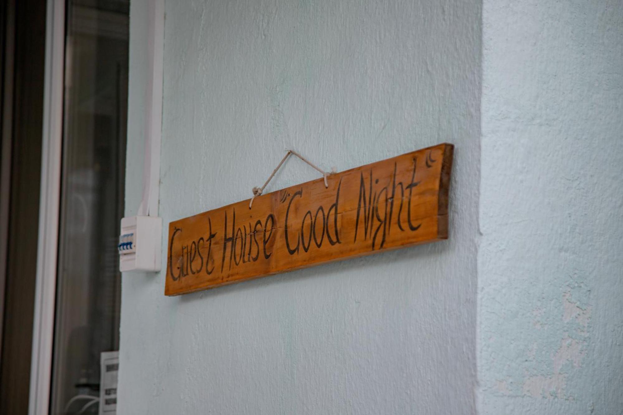 Hotel Good Night Jalal-Abad Ngoại thất bức ảnh